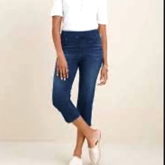 Chico's Denim - Chico’s Perfect Stretch Capri pants -Sz 12